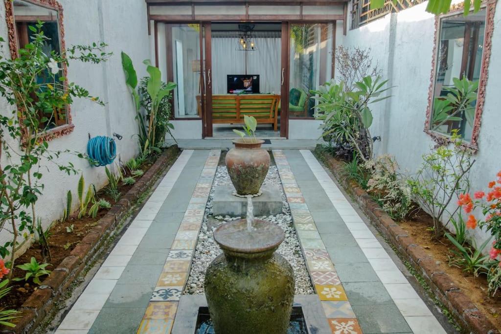 Asya * Seminyak (Bali)